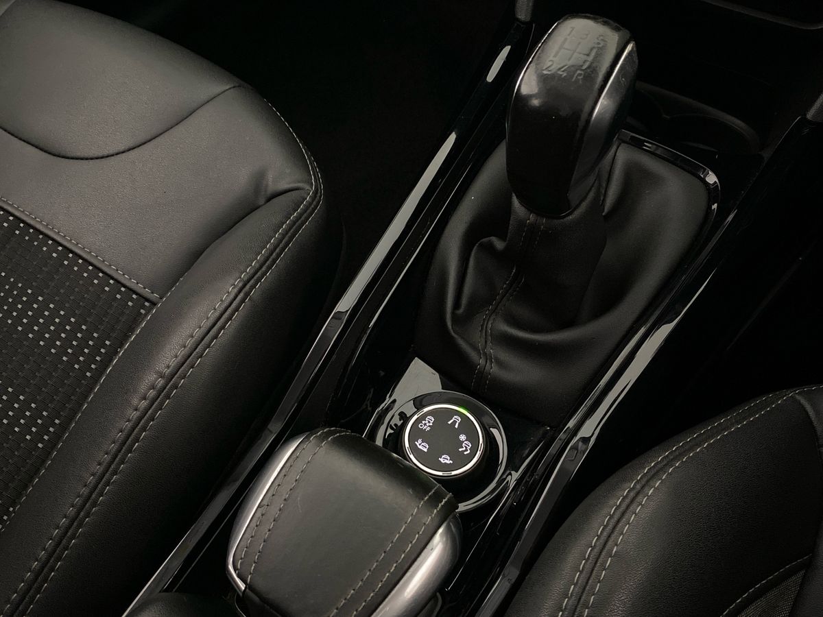 Used Peugeot 2008 2015 for sale - 76502925: Photo 20