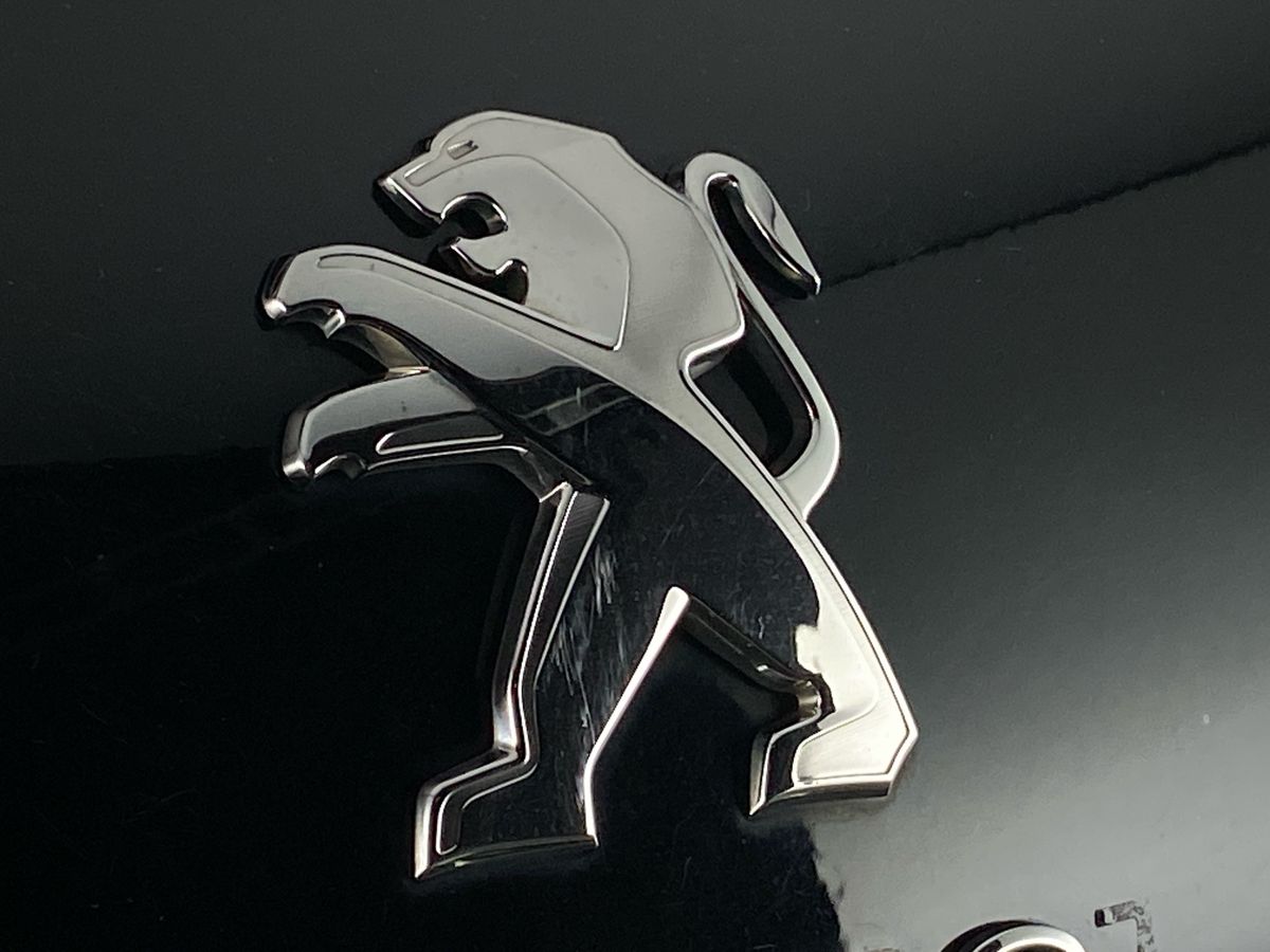 Used Peugeot 2008 2015 for sale - 76502925: Photo 28