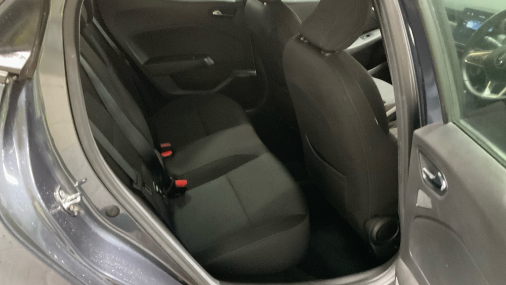 Used Renault Clio 2021 for sale - 77294539: Photo 7