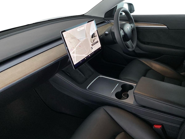 Used Tesla Model 3 2021 for sale - 75392938: Photo 14