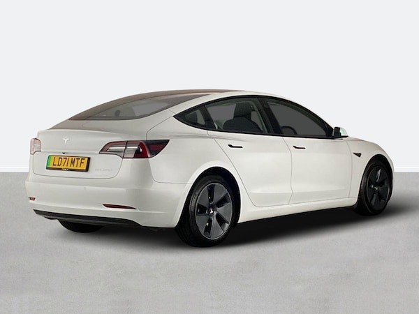 Used Tesla Model 3 2021 for sale - 75392938: Photo 3