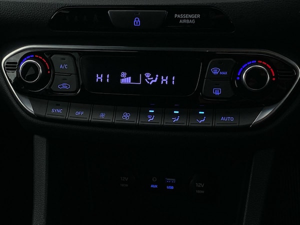 Used Hyundai i30 2019 for sale - 76300404: Photo 21