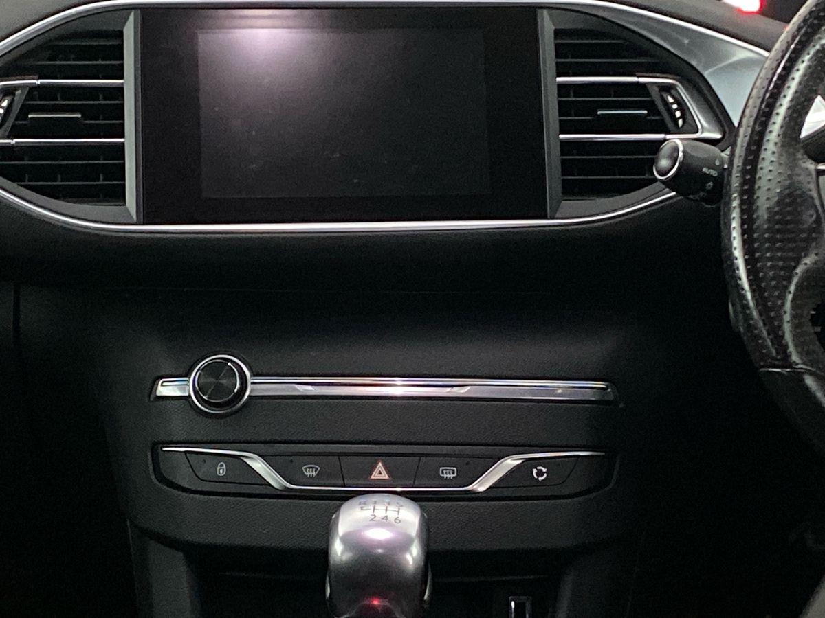 Used Peugeot 308 2016 for sale - 76515795: Photo 10