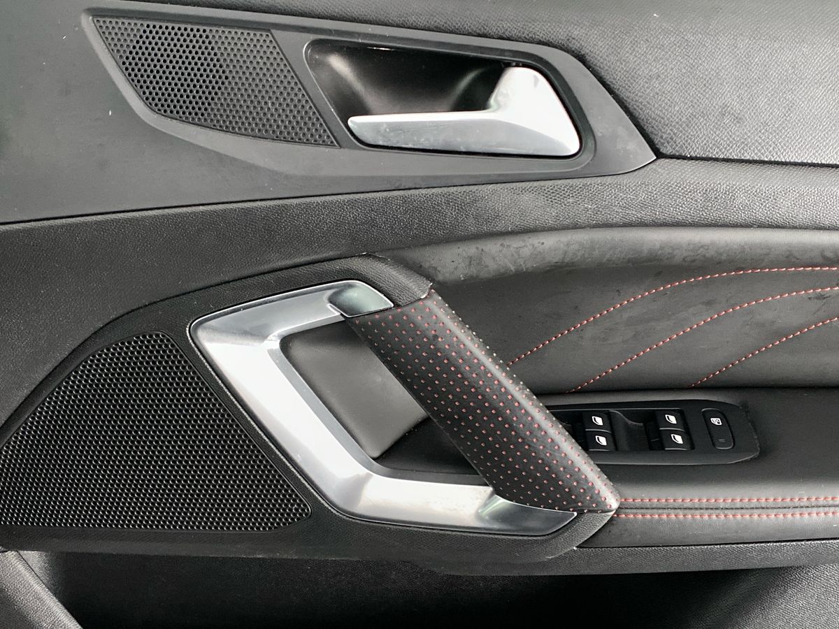 Used Peugeot 308 2016 for sale - 76515795: Photo 26