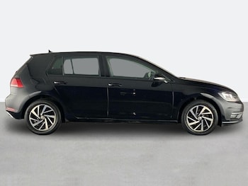 Used Volkswagen Golf 2019 for sale - 78564753: Photo