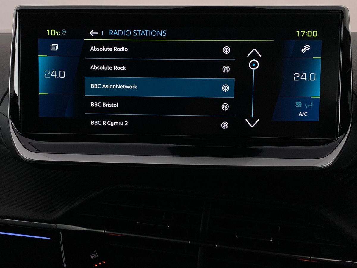 Used Peugeot 2008 2022 for sale - 76723662: Photo 19