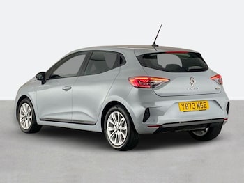 Used Renault Clio 2023 for sale - 79068723: Photo