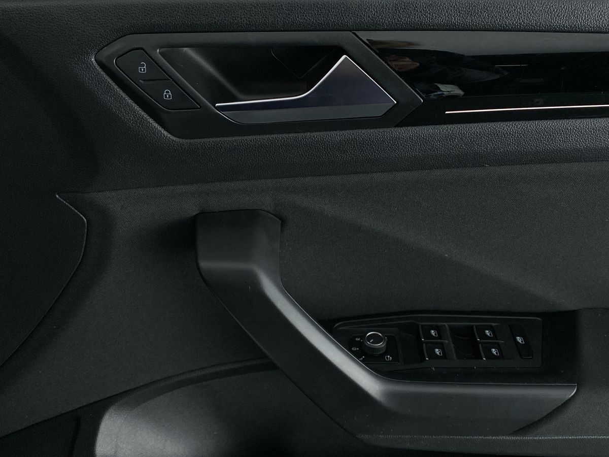 Used Volkswagen T-Roc 2020 for sale - 77795682: Photo 25