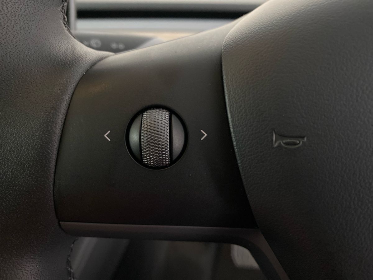 Used Tesla Model Y 2024 for sale - 77842855: Photo 20