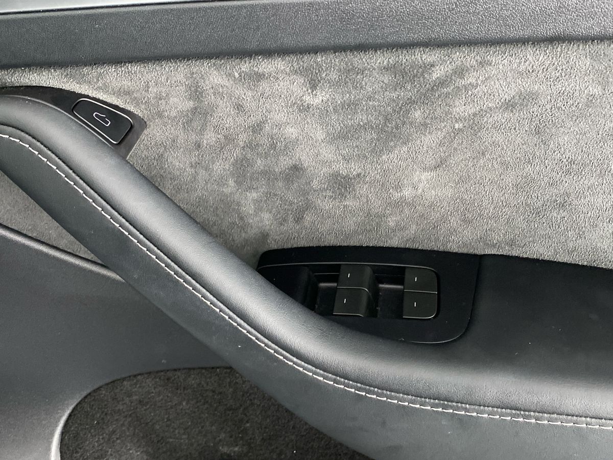 Used Tesla Model Y 2024 for sale - 77842855: Photo 24