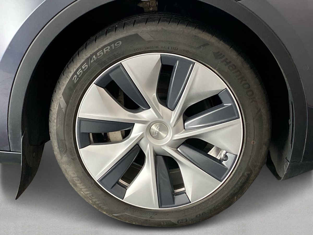 Used Tesla Model Y 2022 for sale - 77635168: Photo 32