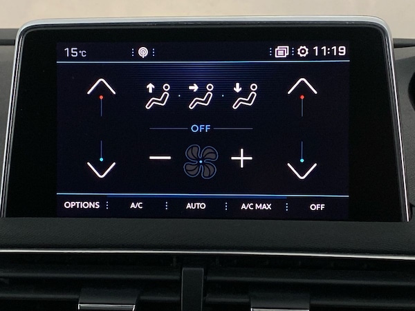 Used Peugeot 3008 2018 for sale - 76207060: Photo 18