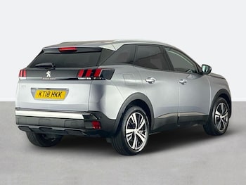 Used Peugeot 3008 2018 for sale - 76207060: Photo 3