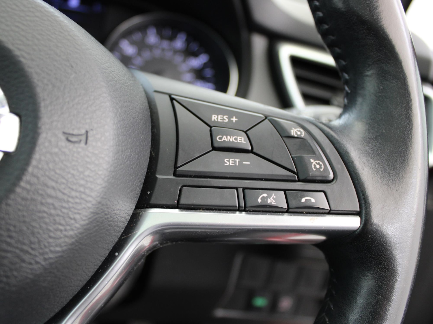 Used Nissan Qashqai 2017 for sale - 77459013: Photo 28