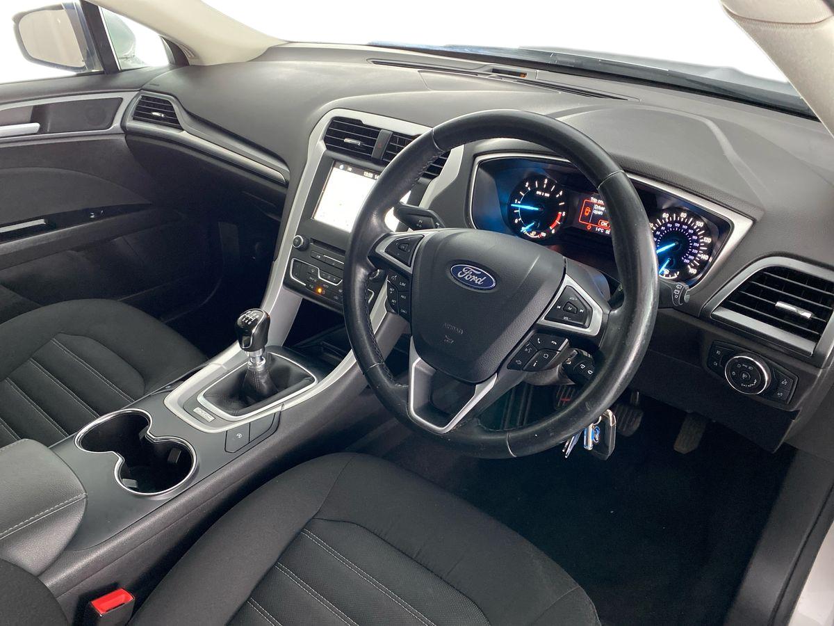 Used Ford Mondeo 2017 for sale - 77943706: Photo 12