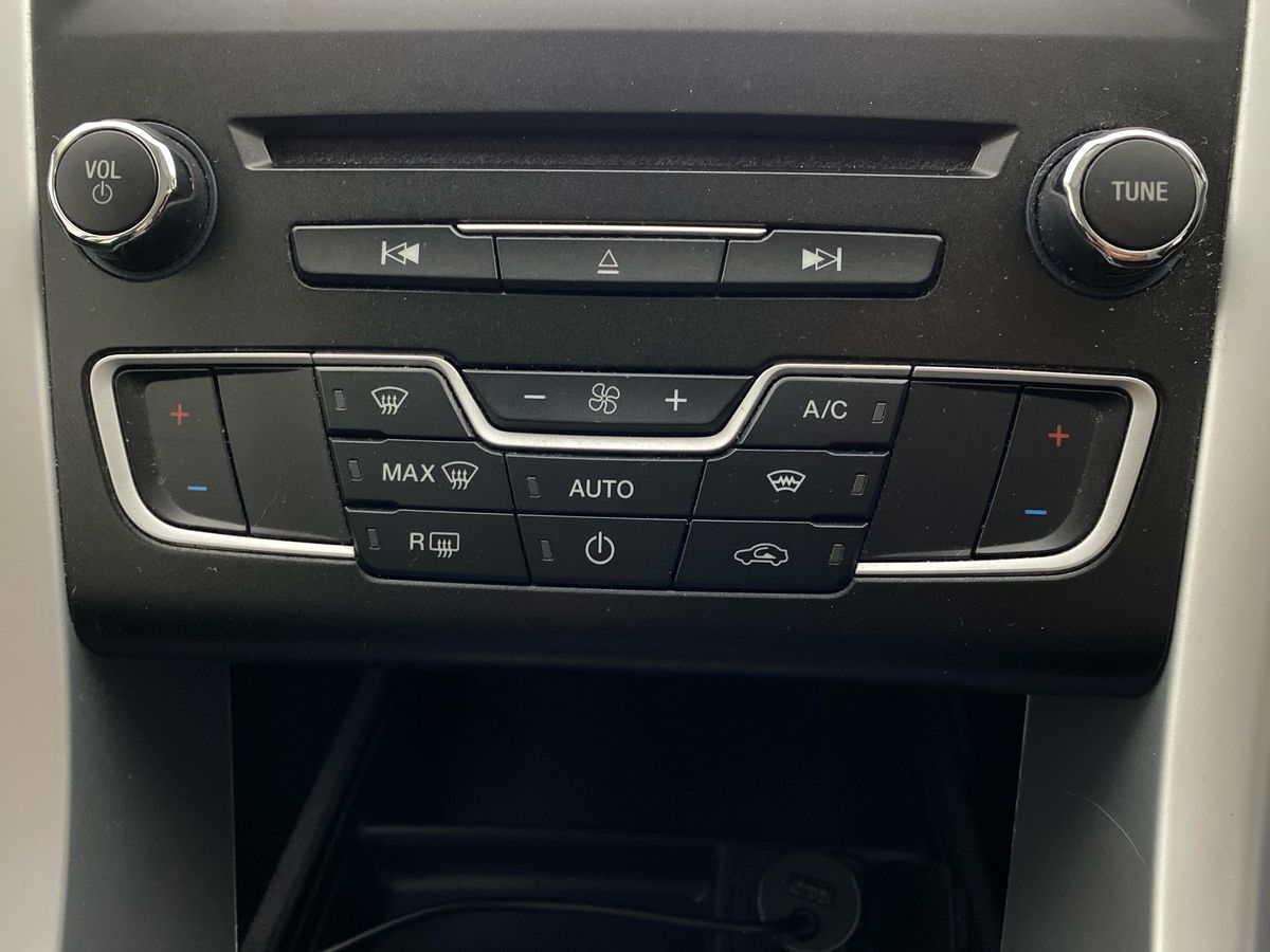 Used Ford Mondeo 2017 for sale - 77943706: Photo 21