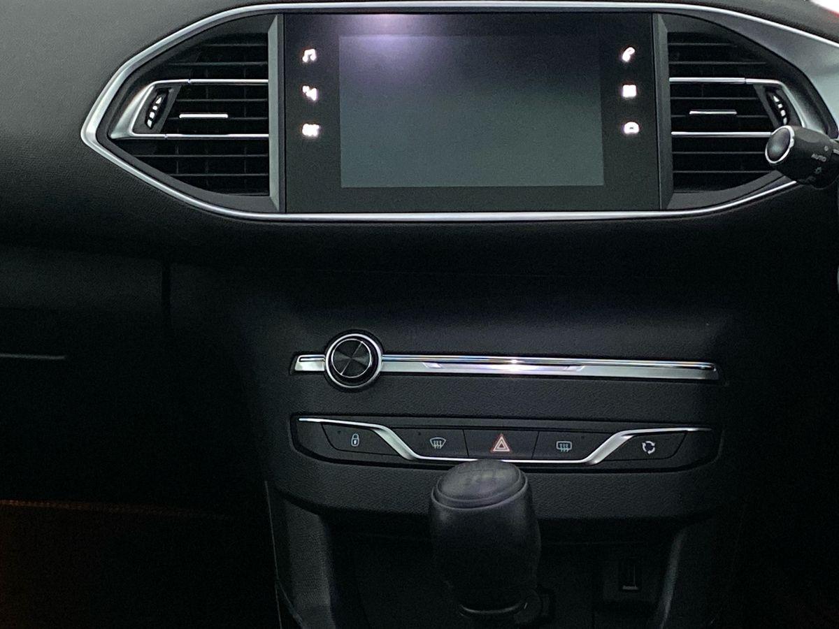 Used Peugeot 308 2019 for sale - 76916541: Photo 10