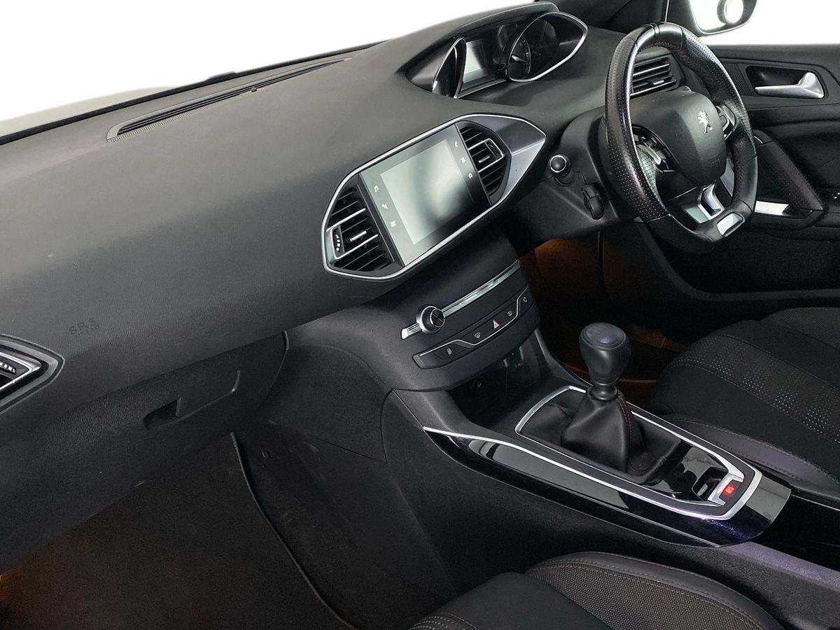 Used Peugeot 308 2019 for sale - 76916541: Photo 14