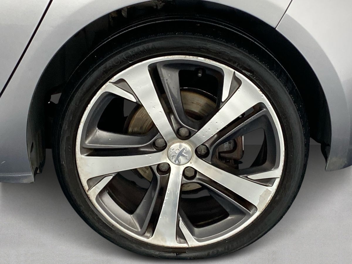 Used Peugeot 308 2019 for sale - 76916541: Photo 32