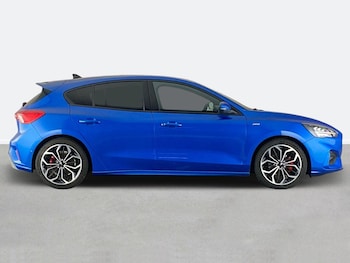 Used Ford Focus 2021 for sale - 75604925: Photo 2