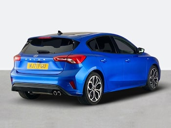 Used Ford Focus 2021 for sale - 75604925: Photo 3