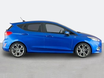 Used Ford Fiesta 2020 for sale - 76789642: Photo