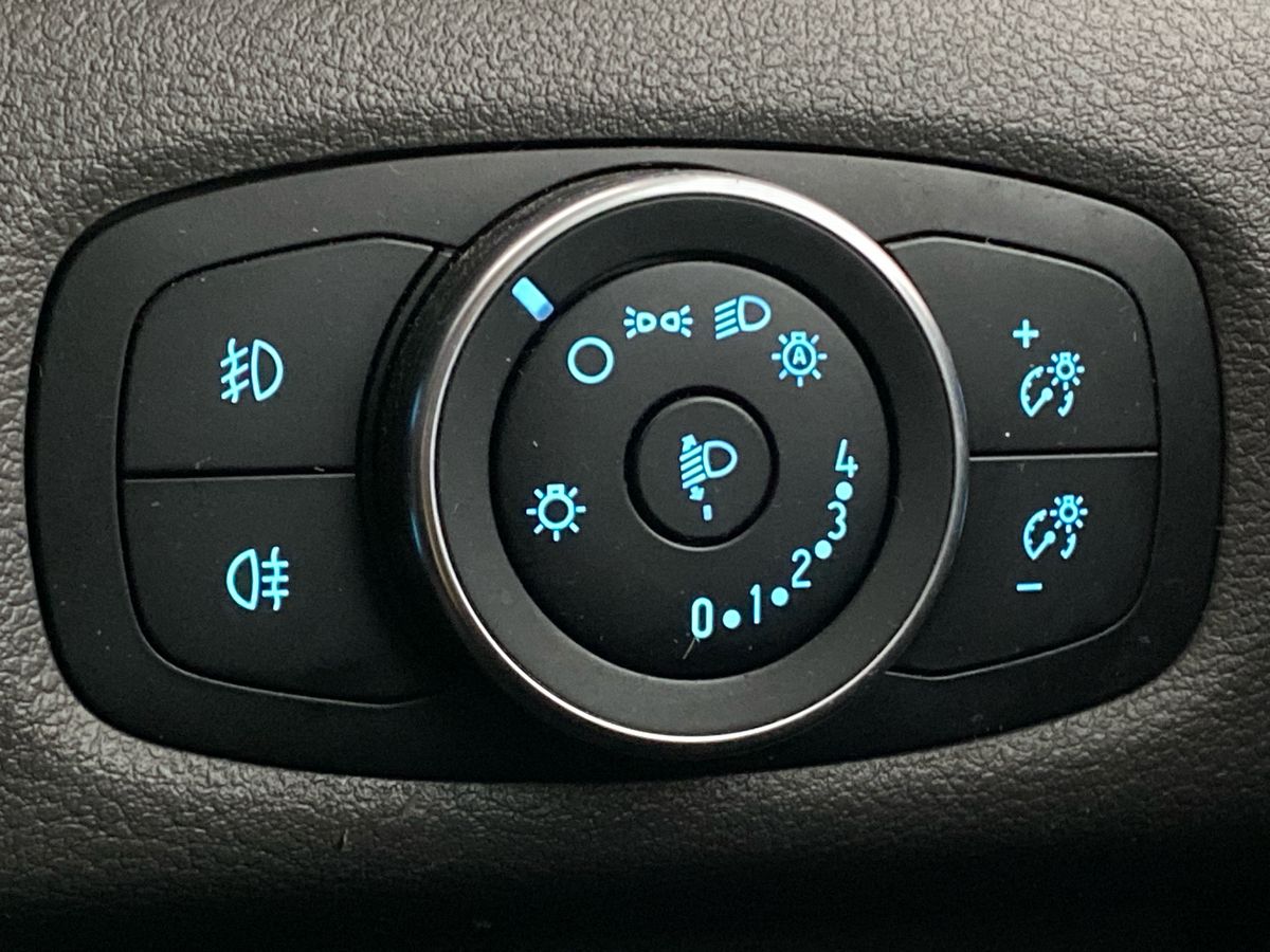 Used Ford Transit Custom 2019 for sale - 78218372: Photo 23