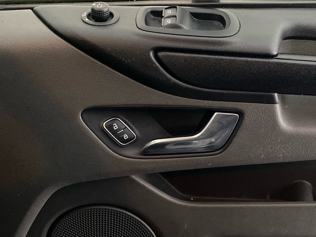 Used Ford Transit Custom 2019 for sale - 78218372: Photo 24