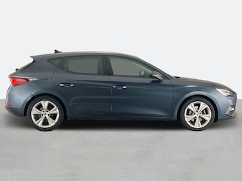 Used SEAT Leon 2023 for sale - 75499230: Photo