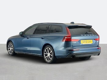 Used Volvo V60 2018 for sale - 75556946: Photo