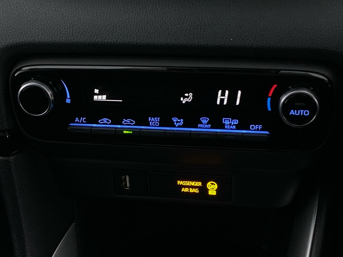 Used Toyota Yaris 2022 for sale - 76128598: Photo 21