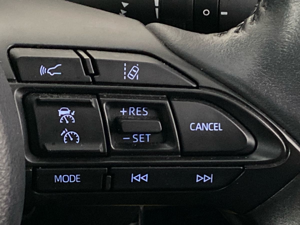 Used Toyota Yaris 2022 for sale - 76128598: Photo 23