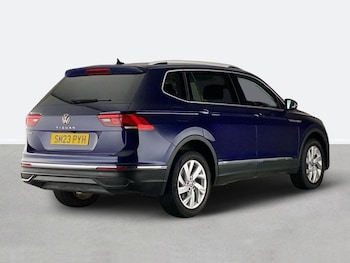 Used Volkswagen Tiguan Allspace 2023 for sale - 79112240: Photo