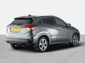Used Honda HR-V 2018 for sale - 75673931: Photo 3