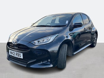 Used Toyota Yaris 2021 for sale - 76411686: Photo