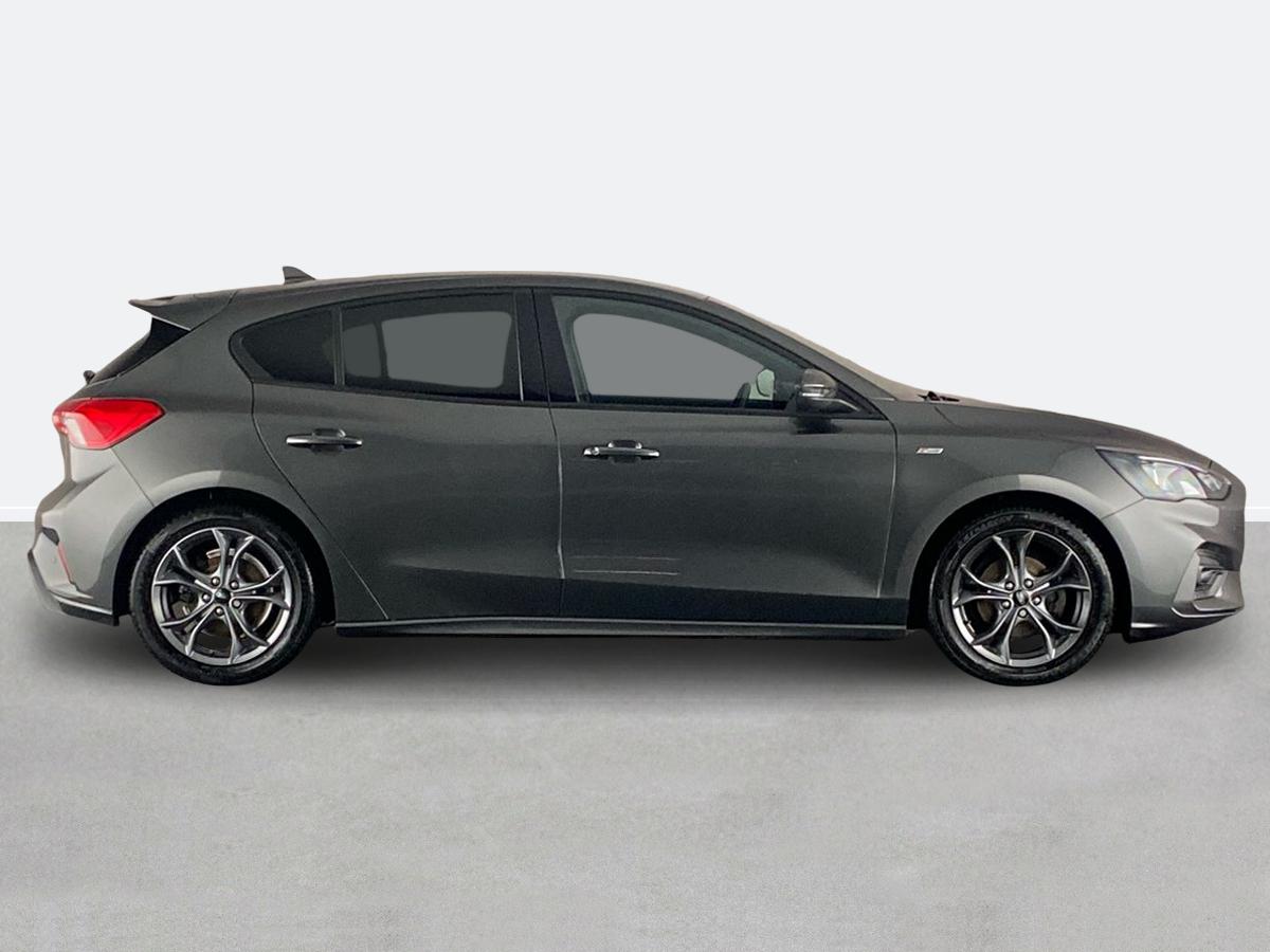 Used Ford Focus 2020 for sale - 77000658: Photo 2