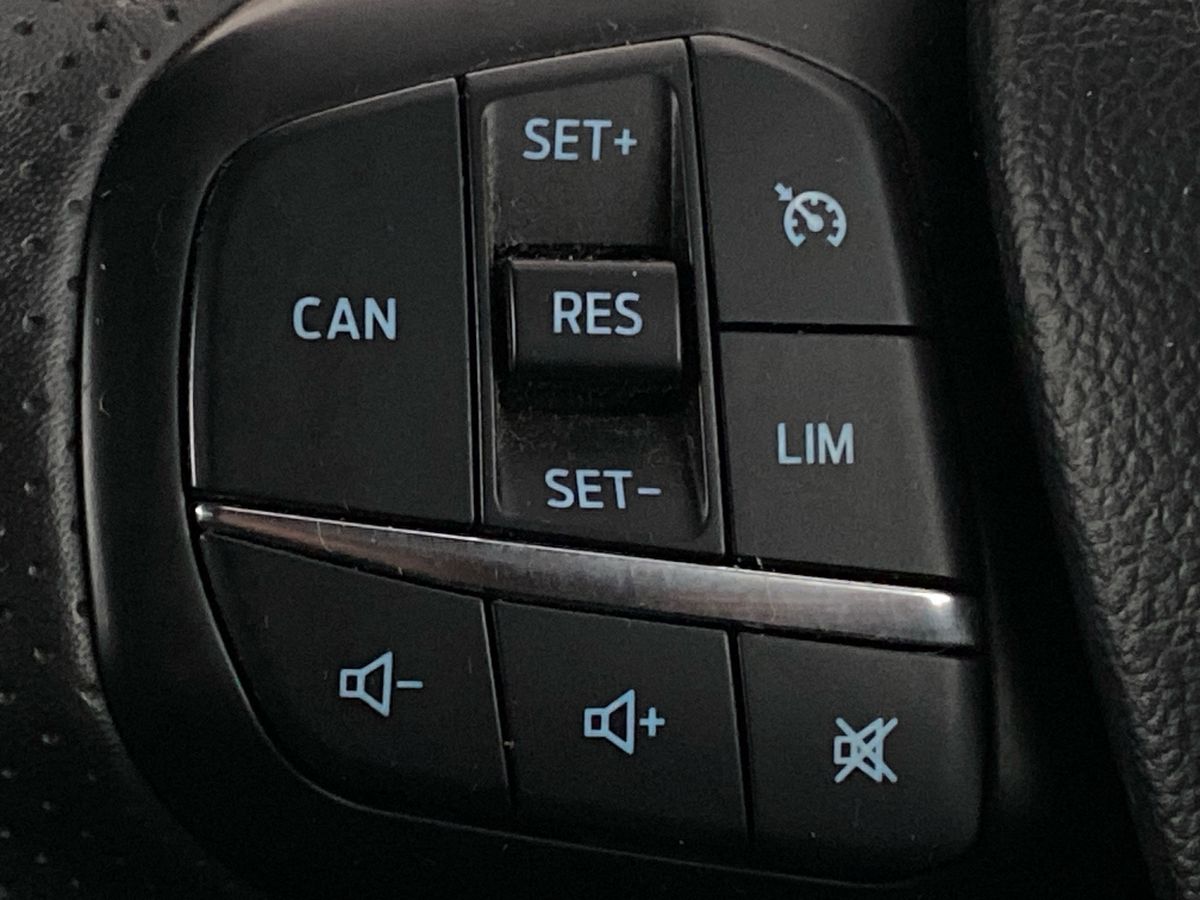 Used Ford Focus 2020 for sale - 77000658: Photo 21