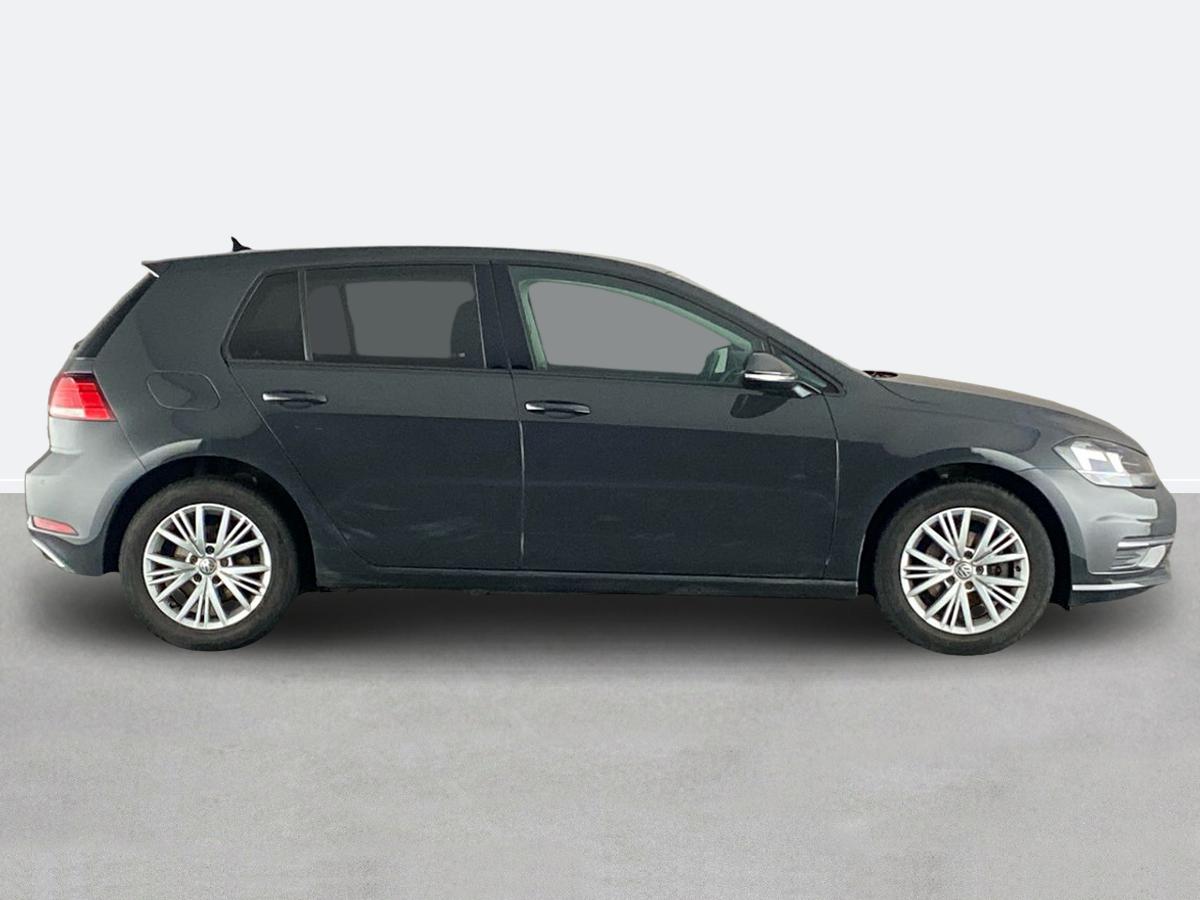 Used Volkswagen Golf 2017 for sale - 76755463: Photo 2
