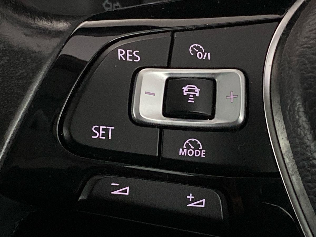 Used Volkswagen Golf 2017 for sale - 76755463: Photo 22