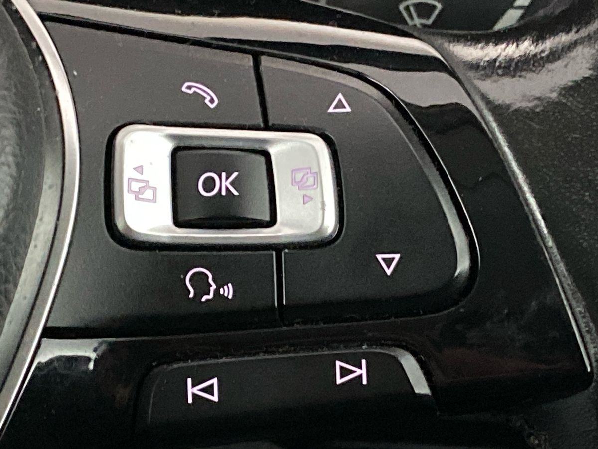 Used Volkswagen Golf 2017 for sale - 76755463: Photo 23