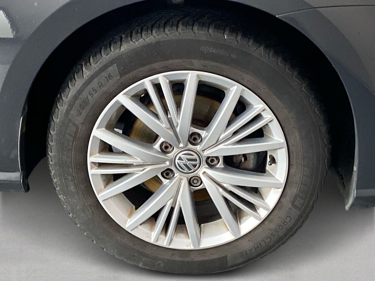 Used Volkswagen Golf 2017 for sale - 76755463: Photo 27