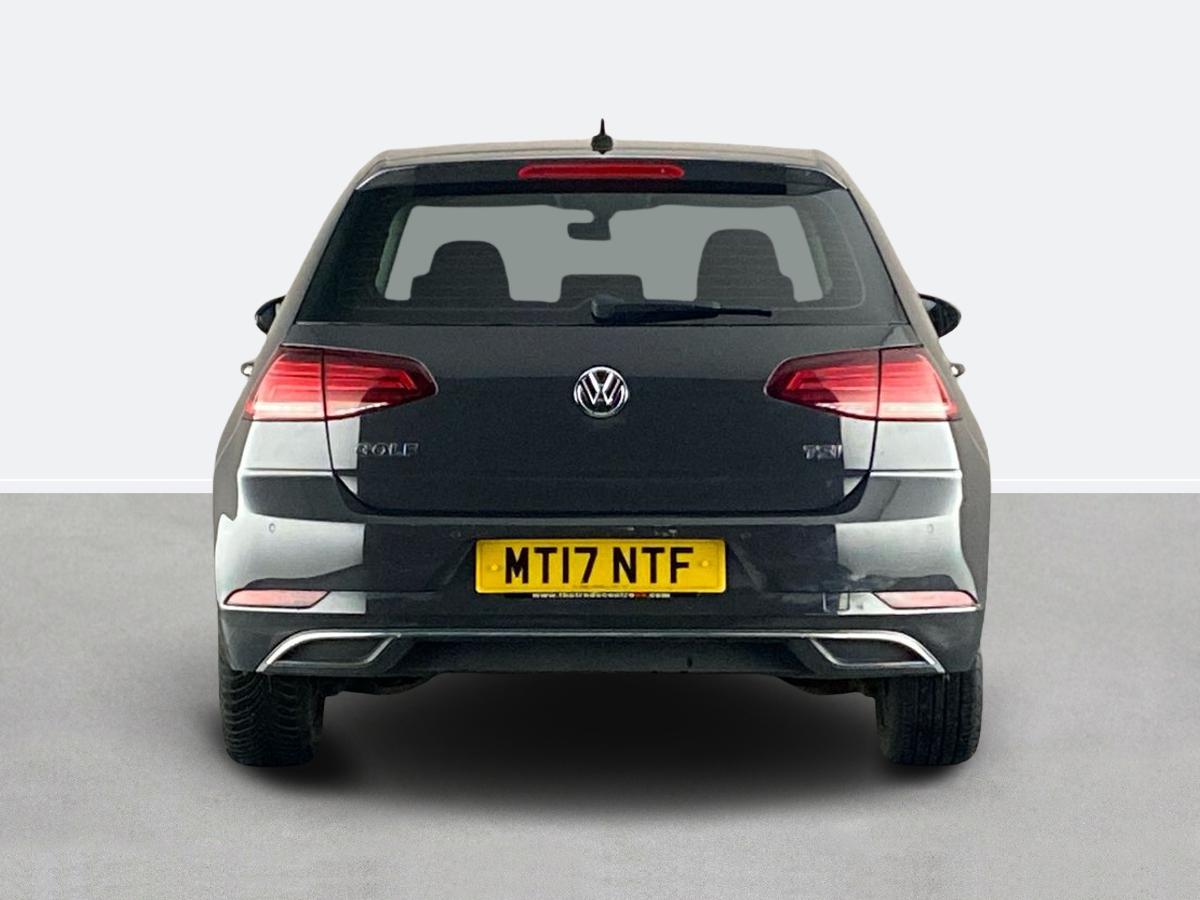 Used Volkswagen Golf 2017 for sale - 76755463: Photo 4