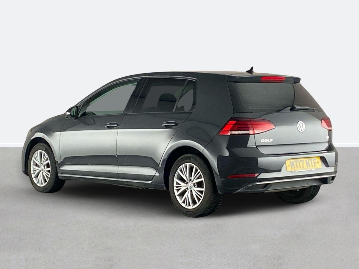 Used Volkswagen Golf 2017 for sale - 76755463: Photo 5