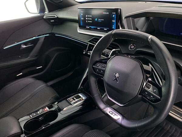 Used Peugeot 2008 2023 for sale - 75674001: Photo 9