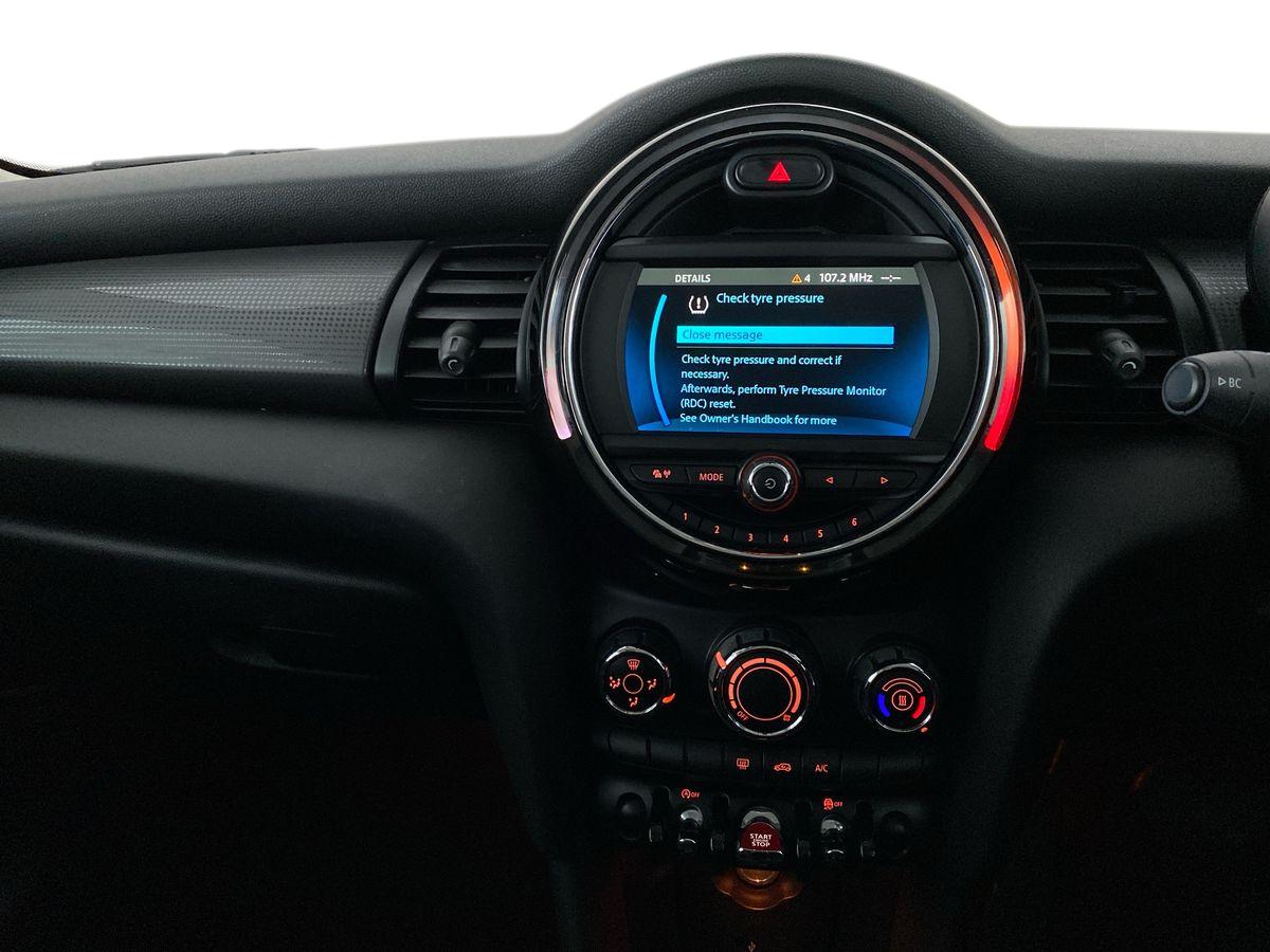 Used MINI Hatch 2020 for sale - 77011452: Photo 10