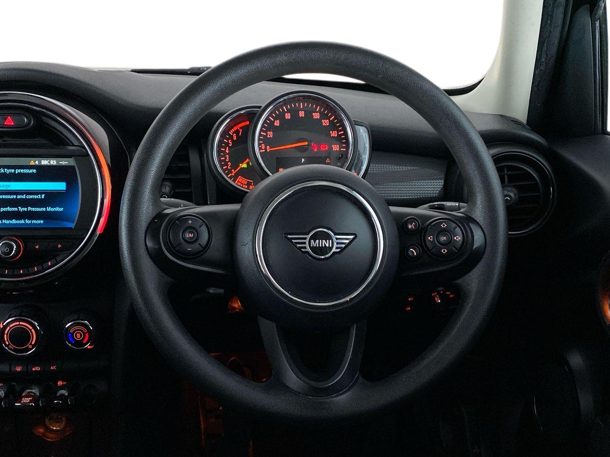 Used MINI Hatch 2020 for sale - 77011452: Photo 11