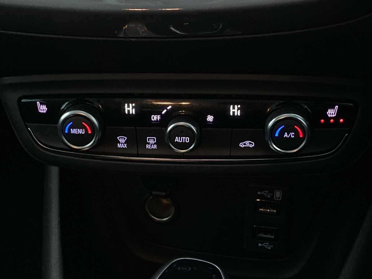 Used Vauxhall Crossland 2022 for sale - 76411698: Photo 22