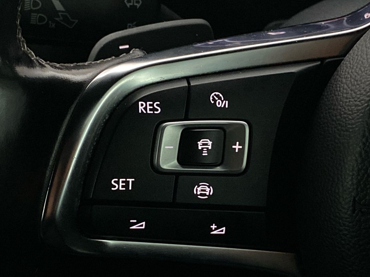 Used Volkswagen Golf 2019 for sale - 76723667: Photo 24