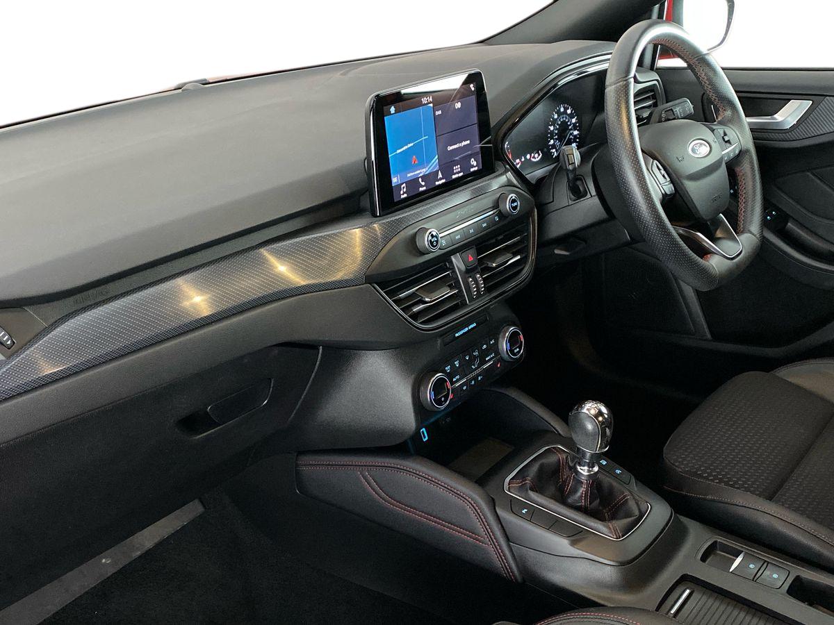 Used Ford Focus 2019 for sale - 76128611: Photo 14