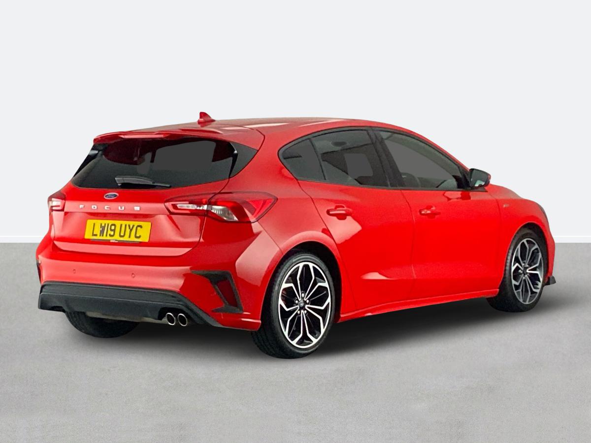 Used Ford Focus 2019 for sale - 76128611: Photo 3